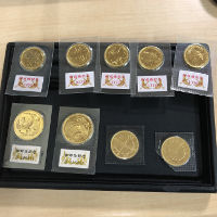 沢山の記念金貨をお売り頂きました