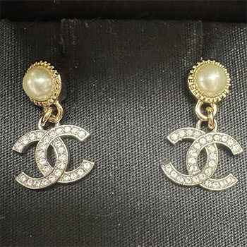 買取したシャネルのピアス