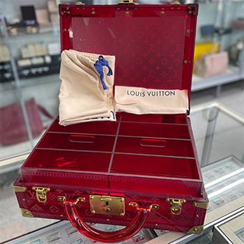 買取したルイヴィトンのトランクケース