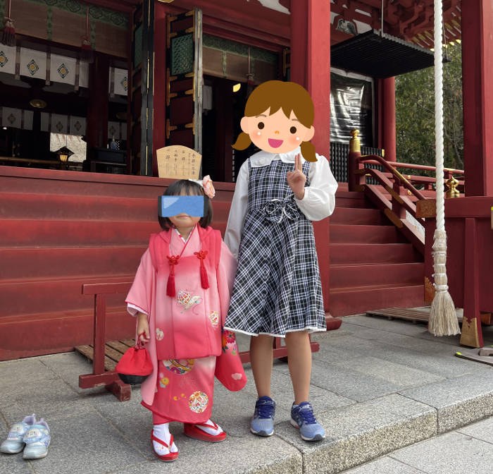 本堂の前での写真撮影