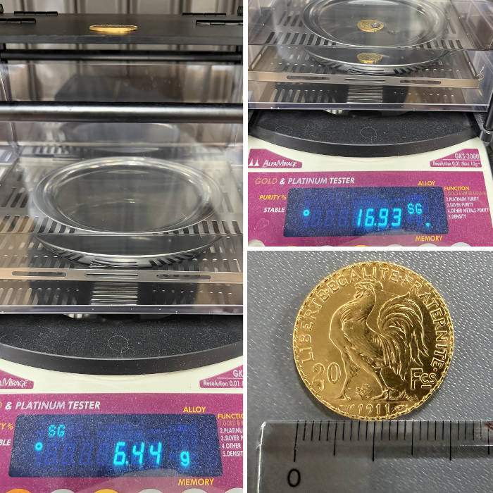 金貨の重量と比重とサイズを撮影した画像